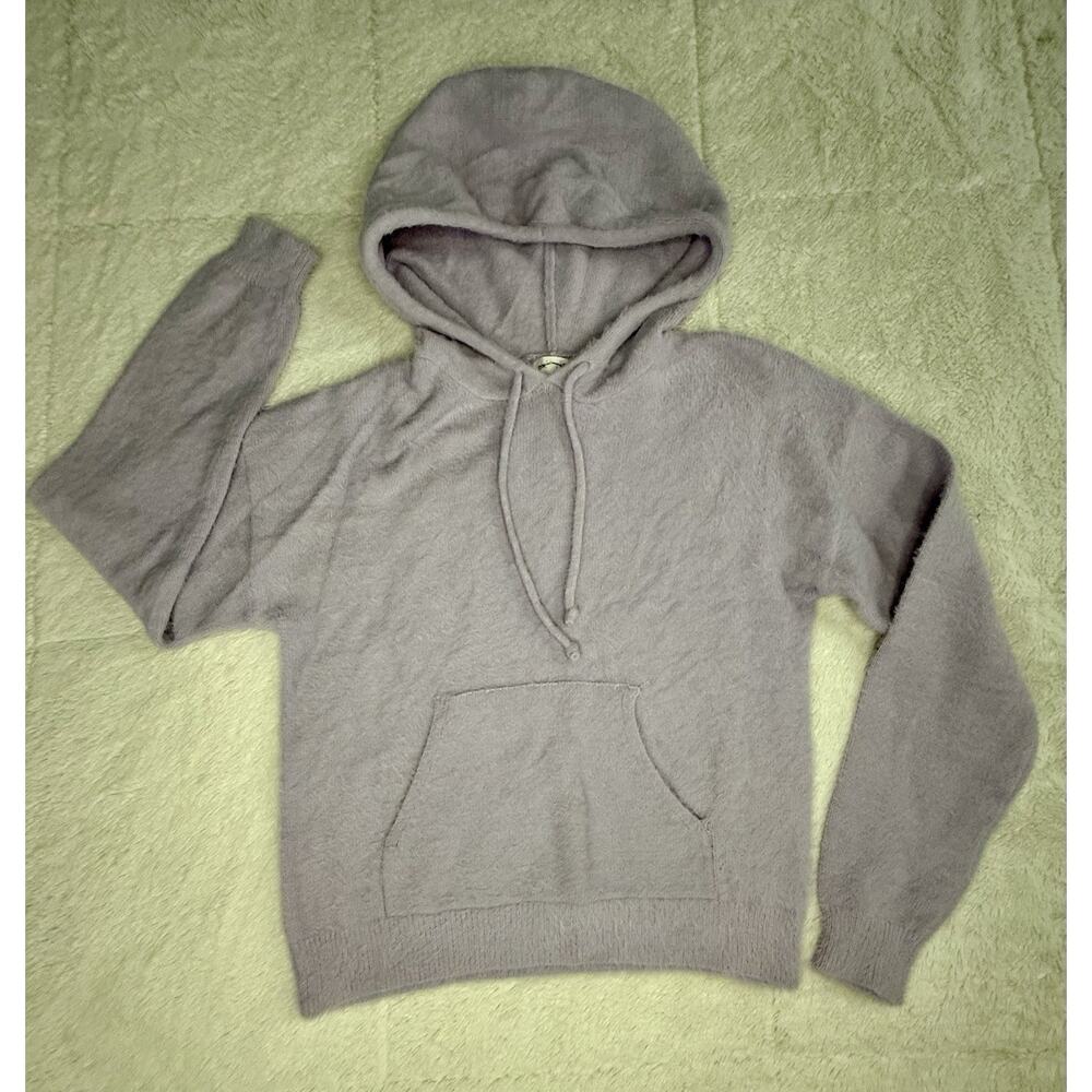 NWT Hippie Rose Junior’s Fuzzy Hoodie Pullover Sweater Lavender Haze Small